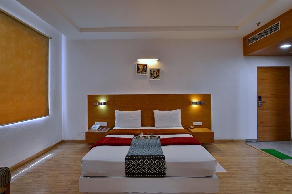 Jassons Sheesh Mahal Hotel Murthal Exterior foto